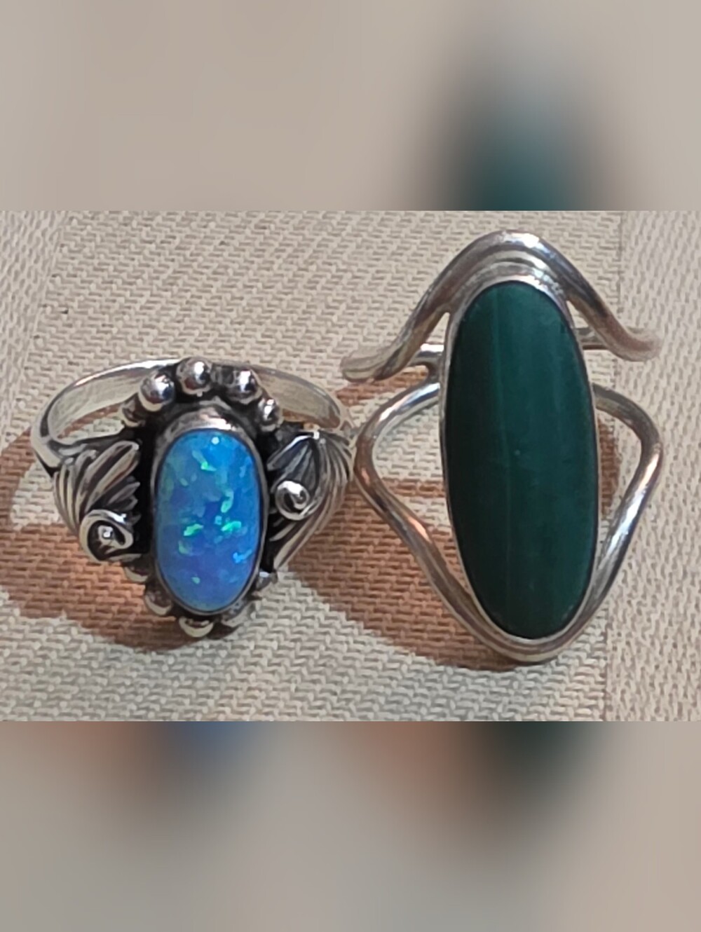 2 NAVAJO NATIVE AMERICAN DESIGNER RINGS SIZE 6 MALASHITE AND OPAL